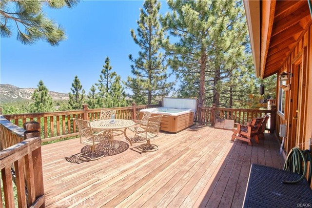 Detail Gallery Image 6 of 43 For 1400 Klamath Rd, Big Bear City,  CA 92314 - 3 Beds | 2 Baths