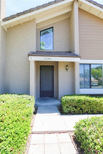 21395 Via Del Lobo, Yorba Linda CA: https://media.crmls.org/medias/cea93f0e-2da5-4334-a506-74f16b836d03.jpg
