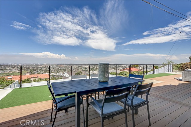 4609 Paseo De Las Tortugas, Torrance CA: https://media.crmls.org/medias/ceaa9aa0-3a09-415b-93d1-23afb05689f7.jpg