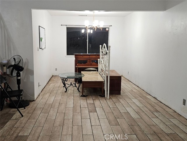 Detail Gallery Image 14 of 19 For 3151 E Radcliffe, Anaheim,  CA 92806 - 4 Beds | 2/1 Baths