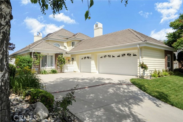 26433 Emerald Dove Drive, Valencia CA: https://media.crmls.org/medias/ceabca96-ecdf-4323-90cc-c6ebec4163f3.jpg