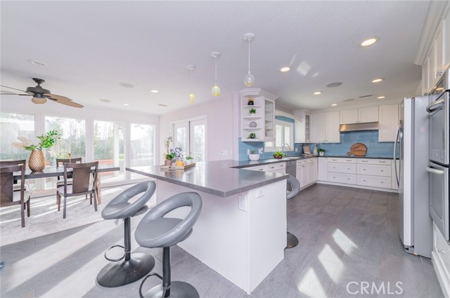 Detail Gallery Image 10 of 46 For 26 Morning Dove, Irvine,  CA 92604 - 4 Beds | 2/1 Baths