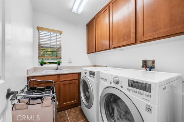 33513 Cedar Creek Lane, Lake Elsinore CA: https://media.crmls.org/medias/ceacda57-e4c1-499f-bedd-22f14a78cce5.jpg
