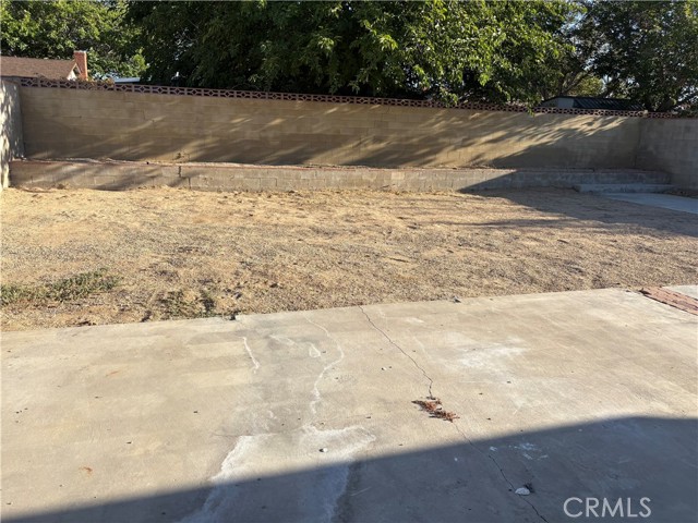 2234 W Avenue K13, Lancaster CA: https://media.crmls.org/medias/cead4eb2-0d1d-49bd-a80f-d8a39e8c43c2.jpg