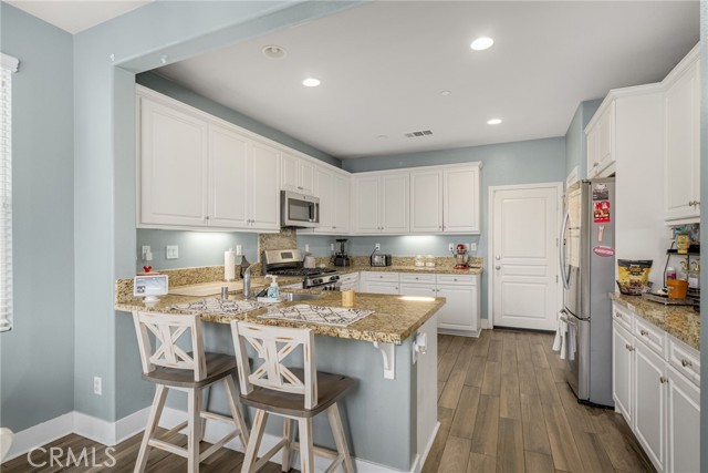 Detail Gallery Image 7 of 48 For 3137 E Chip Smith, Ontario,  CA 91762 - 3 Beds | 2/1 Baths