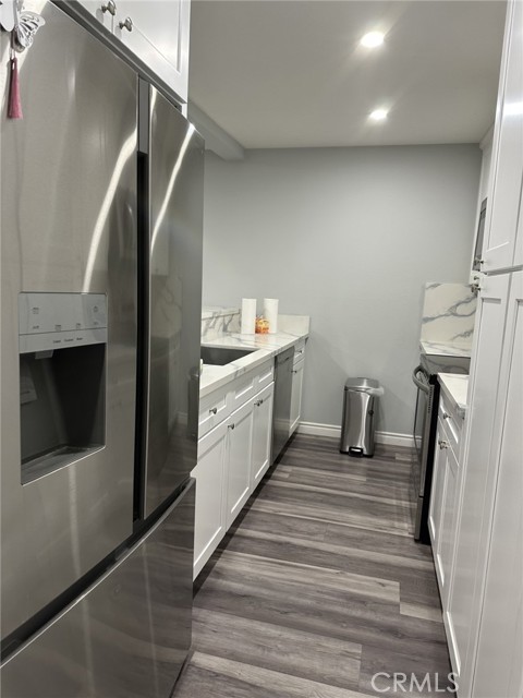 Front Image Thumbnail for CRCV25278278