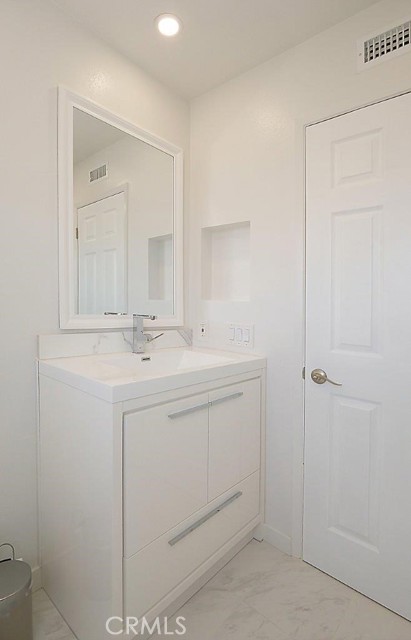 28208 Seamount Drive, Rancho Palos Verdes CA: https://media.crmls.org/medias/ceb0fa29-d5dd-4fef-b887-e87fe75debba.jpg