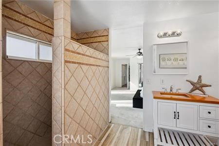 https://media.crmls.org/medias/ceb181bc-57bc-4415-b886-79d27415f1f3.jpg?preset=X-Large
