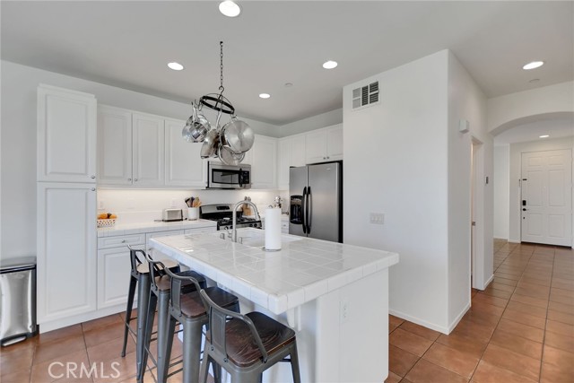 Detail Gallery Image 7 of 35 For 9269 Maywood, Riverside,  CA 92503 - 3 Beds | 2/1 Baths