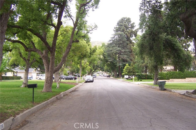Detail Gallery Image 2 of 15 For 3008 Serrano Rd, San Bernardino,  CA 92405 - 2 Beds | 1 Baths