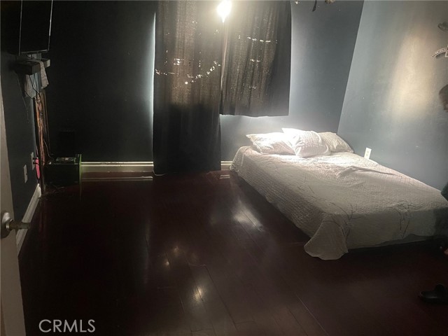 12924 Chippewa Street, Sylmar CA: https://media.crmls.org/medias/ceb71a35-55c9-496e-be78-b86656bf60b3.jpg
