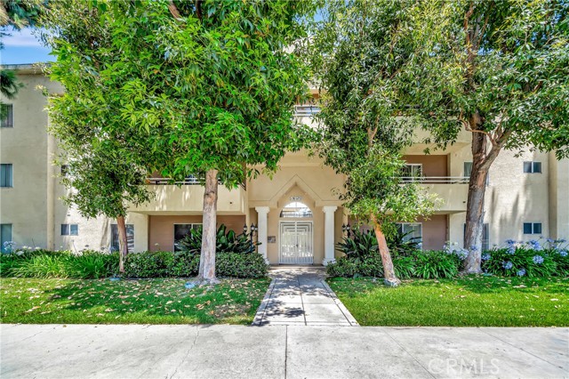 4358 Mammoth Ave #6, Sherman Oaks, CA 91423