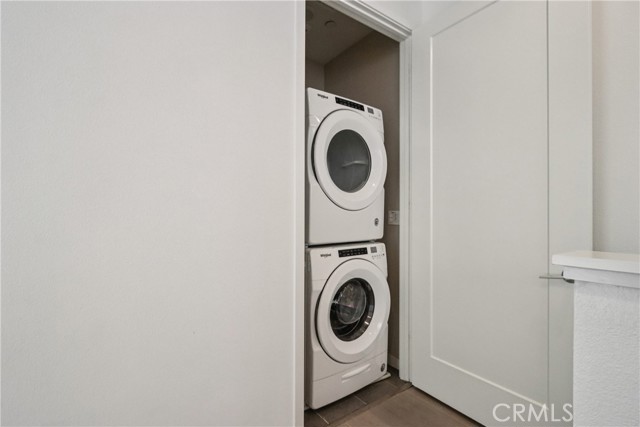 170 Fable, Irvine CA: https://media.crmls.org/medias/ceb9dd9d-9bc9-46e9-a499-a0b0b9574ff5.jpg