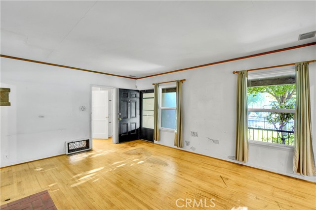Detail Gallery Image 5 of 32 For 4333 Elmer Ave, North Hollywood,  CA 91602 - 2 Beds | 1 Baths