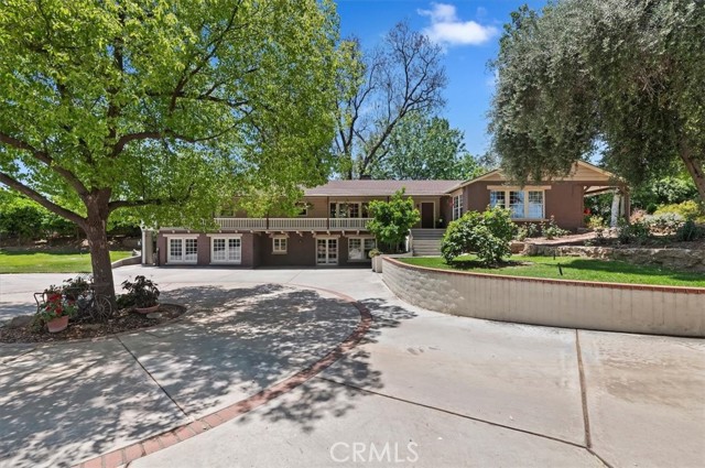 Detail Gallery Image 9 of 74 For 8180 Victoria Ave, Riverside,  CA 92504 - 4 Beds | 1/2 Baths