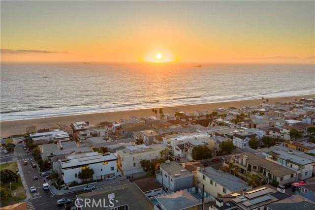 2716 Highland Avenue, Manhattan Beach, California 90266, 3 Bedrooms Bedrooms, ,2 BathroomsBathrooms,Residential,For Sale,Highland,SB25214267