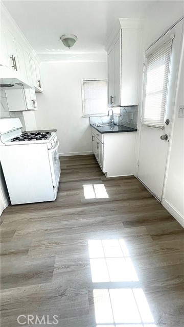 Detail Gallery Image 23 of 32 For 364 S Sierra Madre #370 1/2,  Pasadena,  CA 91107 - 1 Beds | 1 Baths