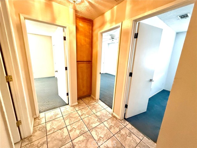 7795 Oakwood Avenue, Hesperia CA: https://media.crmls.org/medias/cebe70e0-1437-4a28-9111-bd7fa108ebc0.jpg