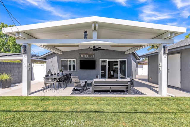 3120 Carfax Avenue, Long Beach CA: https://media.crmls.org/medias/cebe9fea-cafb-4f48-8329-6dae3c2963ed.jpg