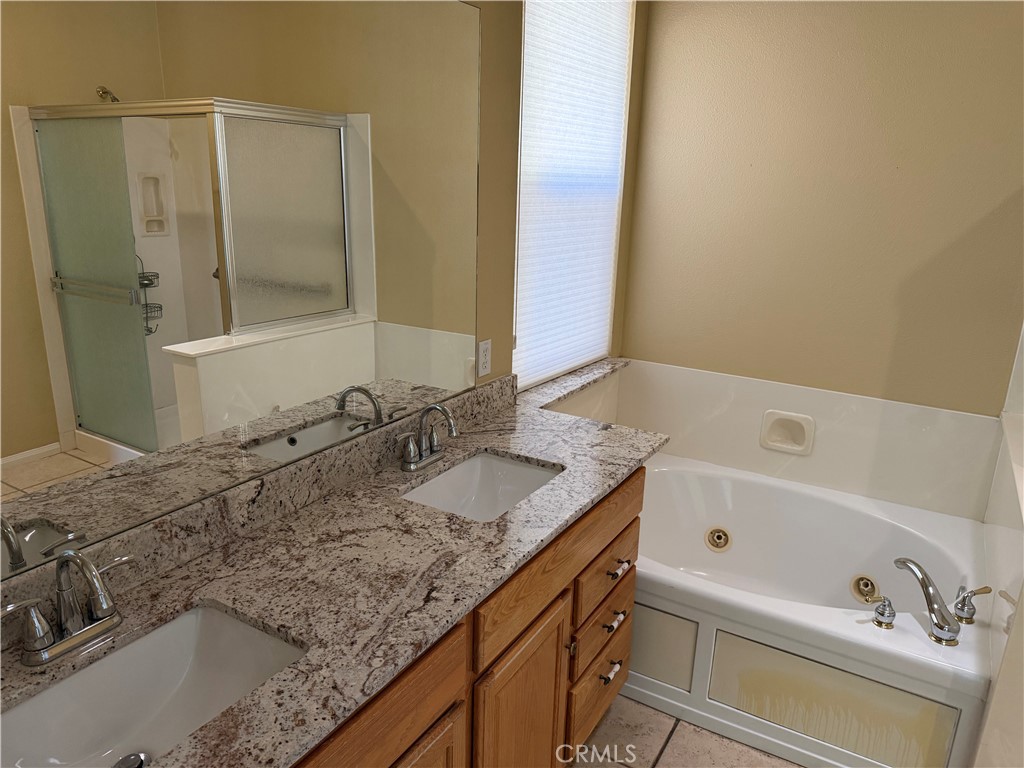 MLS #OC25197557 image #6