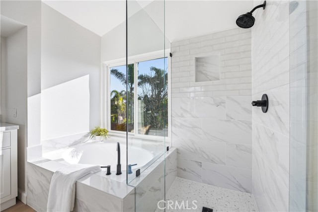 Detail Gallery Image 20 of 45 For 1394 La Culebra Cir, Camarillo,  CA 93012 - 4 Beds | 2/1 Baths