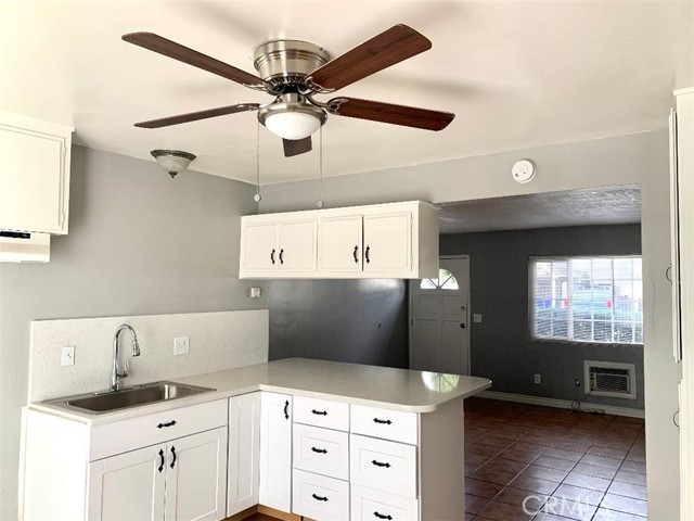 640 N Third Avenue, Upland CA: https://media.crmls.org/medias/cebf841b-8c76-4665-8136-486f14079853.jpg