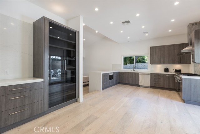 Detail Gallery Image 6 of 25 For 23760 Oakfield Rd, Hidden Hills,  CA 91302 - 4 Beds | 3/1 Baths