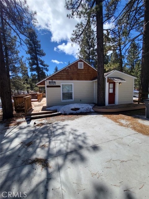 Detail Gallery Image 2 of 20 For 39401 Willow Landing Rd, Big Bear Lake,  CA 92315 - 2 Beds | 1 Baths