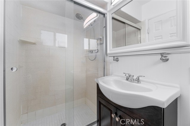 5634 Mckinley Avenue, San Bernardino CA: https://media.crmls.org/medias/cec4166e-9553-4d2d-af26-2408357dd40a.jpg