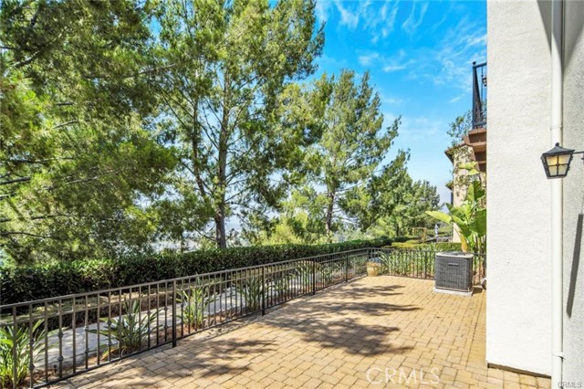 873 Terrace Lane W, Diamond Bar CA: https://media.crmls.org/medias/cec416cc-d10f-4153-b02e-47179d65d759.jpg