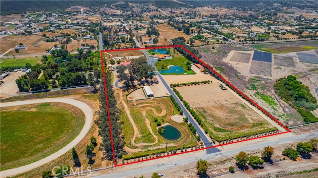 26465 Douglas Avenue, Murrieta CA: https://media.crmls.org/medias/cec49e27-bda4-4861-9a5a-0b744f3860fe.jpg