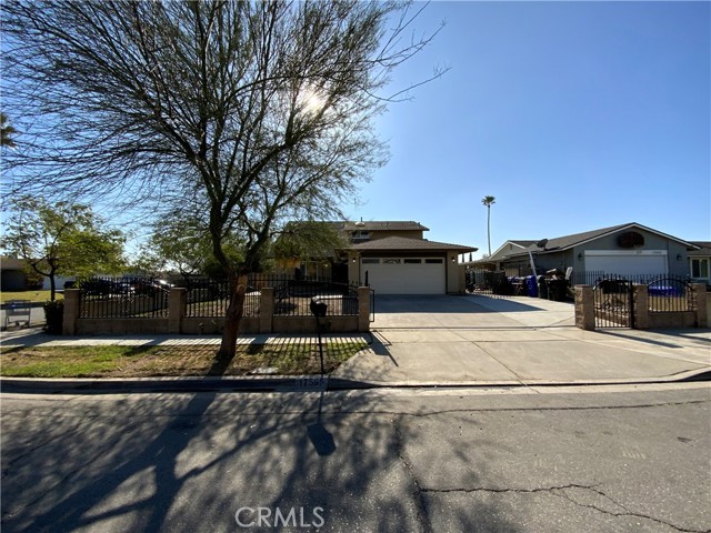 Detail Gallery Image 1 of 55 For 17565 Mesa Ave, Fontana,  CA 92336 - 4 Beds | 2/1 Baths