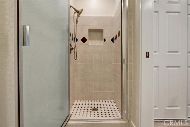 402 E Glendale Drive, Orange CA: https://media.crmls.org/medias/cec51c3b-4680-412f-a9a1-3744f70d23e4.jpg