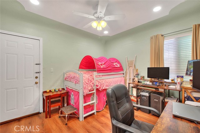 Detail Gallery Image 28 of 44 For 355 E Century Bld, Los Angeles,  CA 90003 - 2 Beds | 1 Baths