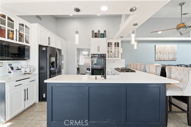 9925 Sierra Vista Road, Phelan CA: https://media.crmls.org/medias/cec54357-66ed-4686-a233-415065fc7784.jpg