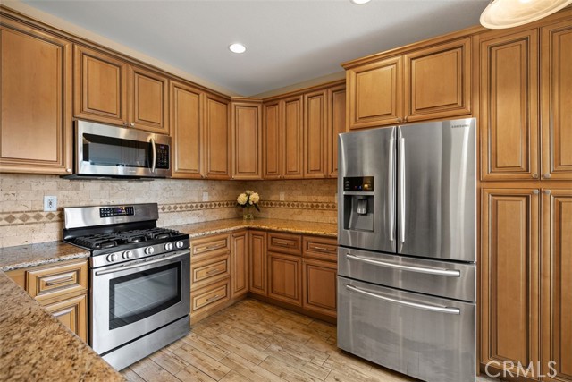 Detail Gallery Image 2 of 39 For 8 Veneto Ln, Aliso Viejo,  CA 92656 - 3 Beds | 2/1 Baths