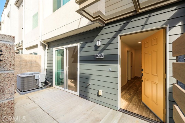 Detail Gallery Image 46 of 54 For 14424 Lily Ln #5,  Gardena,  CA 90247 - 3 Beds | 3/1 Baths