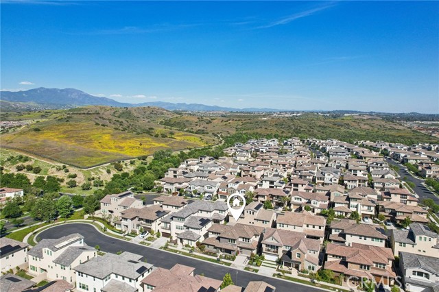 56 Chasma, Irvine CA: https://media.crmls.org/medias/cec667e4-17cf-47b3-9826-d4f2459cd79b.jpg
