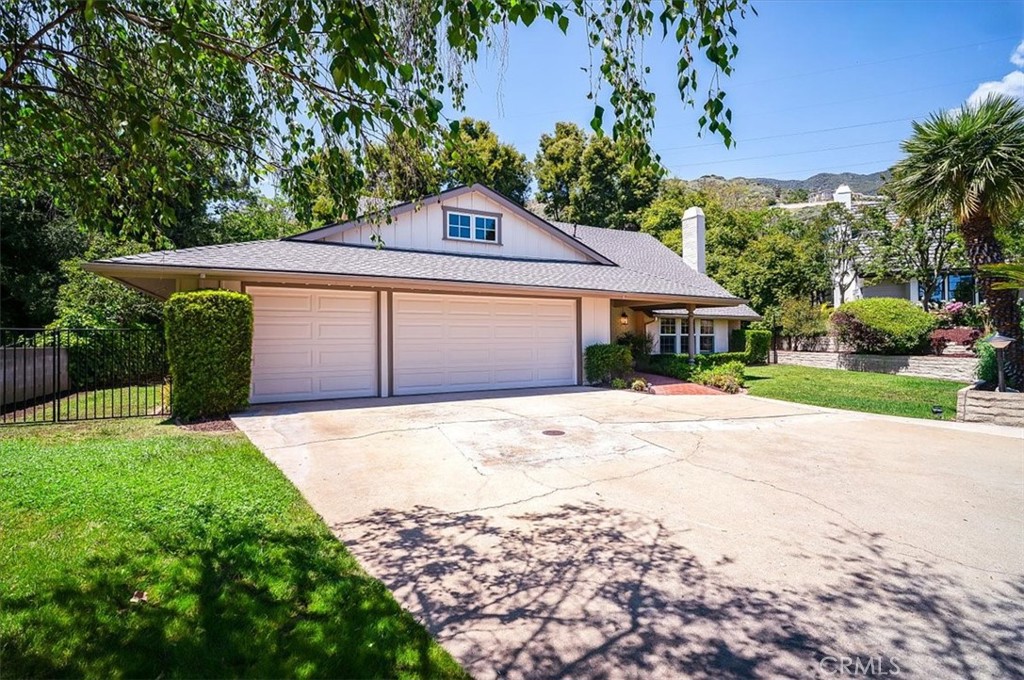 2521 Wildrose Lane