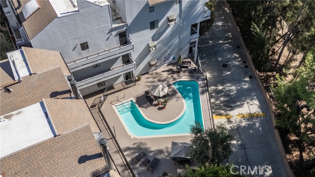 Detail Gallery Image 40 of 46 For 13331 Moorpark St #319,  Sherman Oaks,  CA 91423 - 2 Beds | 2 Baths