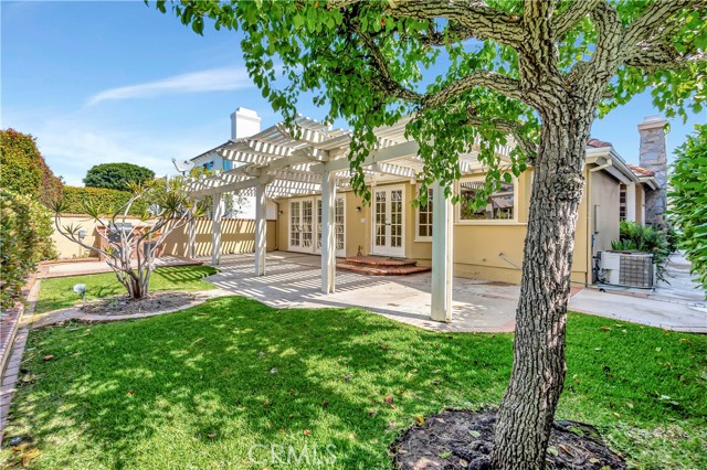 Detail Gallery Image 43 of 52 For 19371 Woodlands Dr, Huntington Beach,  CA 92648 - 3 Beds | 2/1 Baths
