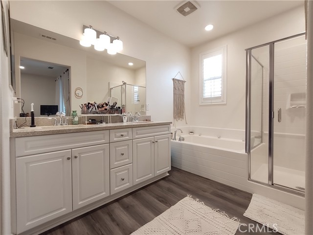 Detail Gallery Image 15 of 27 For 3287 E Wild Horse Privado #4,  Ontario,  CA 91762 - 3 Beds | 2/1 Baths