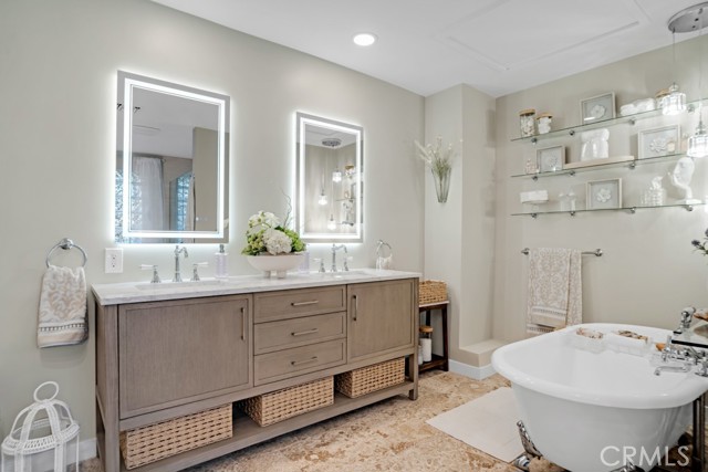 Detail Gallery Image 14 of 31 For 24630 Kittridge St, West Hills,  CA 91307 - 5 Beds | 3 Baths