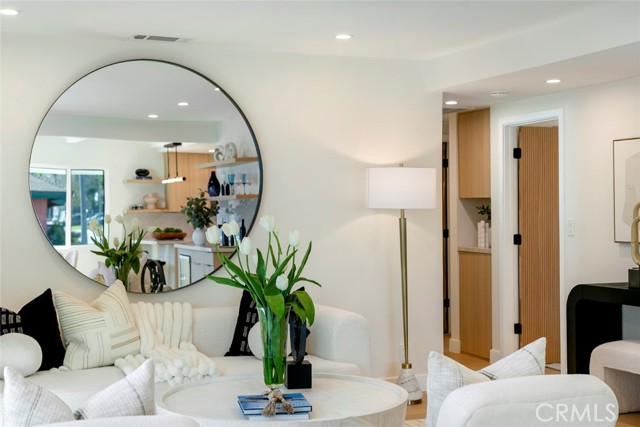 Detail Gallery Image 31 of 57 For 913 Junipero, Costa Mesa,  CA 92626 - 4 Beds | 2 Baths