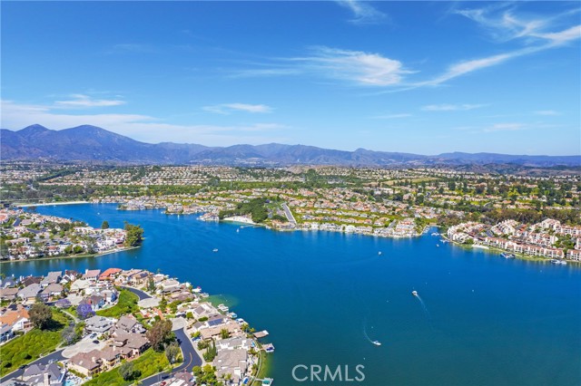 27982 Virginia, Mission Viejo CA: https://media.crmls.org/medias/ceca4a7d-0ed9-4c7f-a0a1-accad1f33f9b.jpg