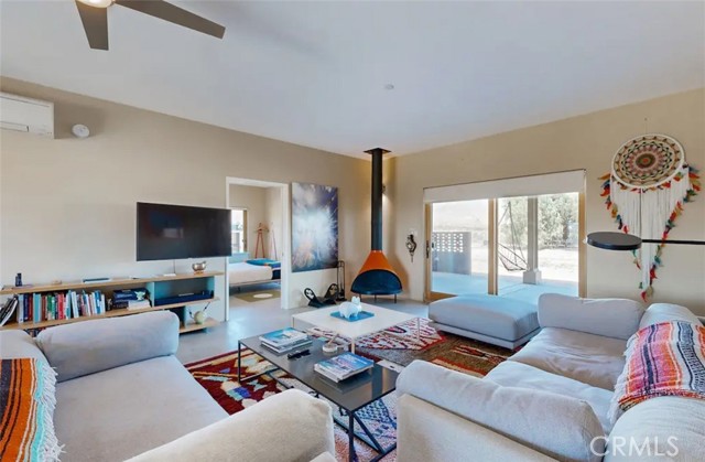 14991 Mcgarger Road, Desert Hot Springs CA: https://media.crmls.org/medias/cecb4c13-89c9-4c2c-a797-f70a457ffd52.jpg