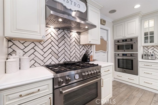 Detail Gallery Image 14 of 34 For 5342 Kenilworth, Huntington Beach,  CA 92649 - 5 Beds | 4 Baths