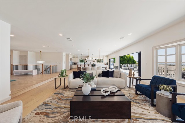Image 6 of 43 For 36 Montecillo Drive