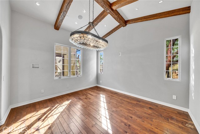 Detail Gallery Image 15 of 36 For 19 Momento, Irvine,  CA 92603 - 5 Beds | 4/1 Baths