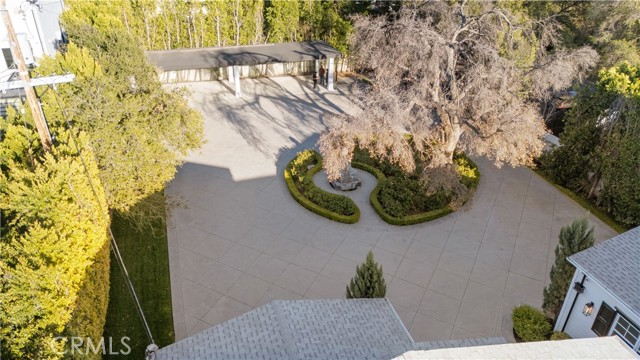 17528 Jayden Lane, Encino CA: https://media.crmls.org/medias/cecde1d1-7137-4bd8-8b6d-21a0f0f05c7b.jpg